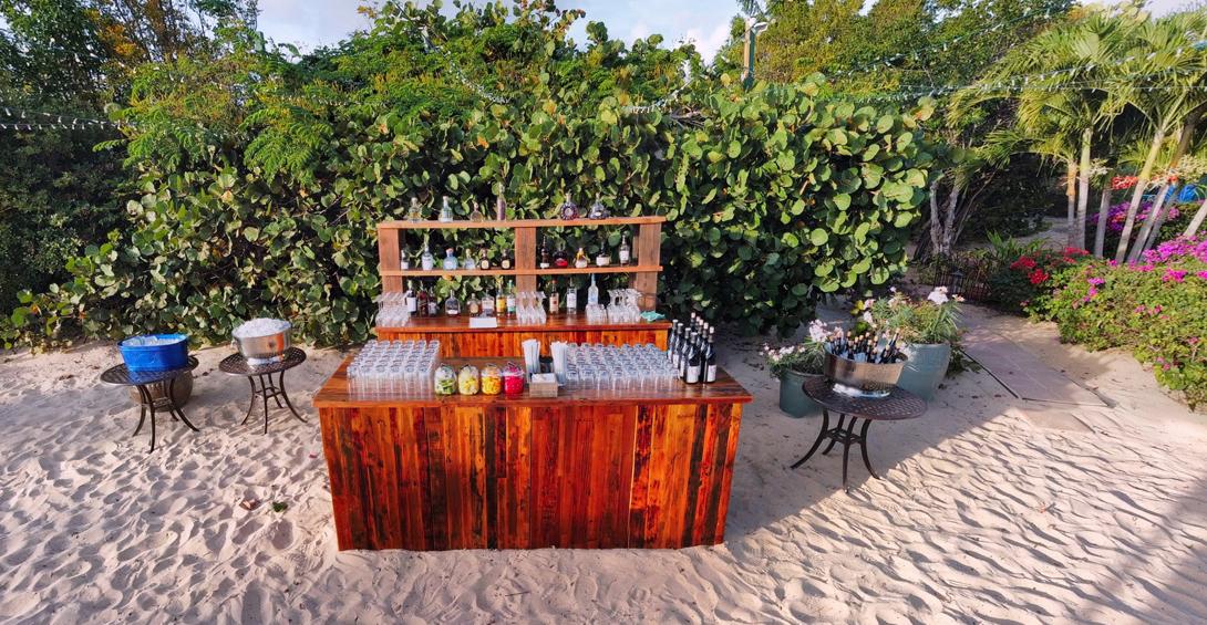 Complimentary beach bar for private events at Blanchards